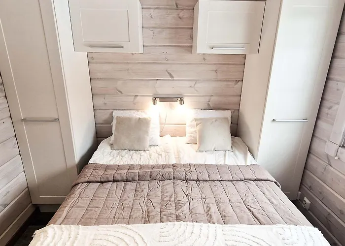 וילה Taehkae - 12 Henkiloelle - Himosykkoesen Alue - 116m2 *